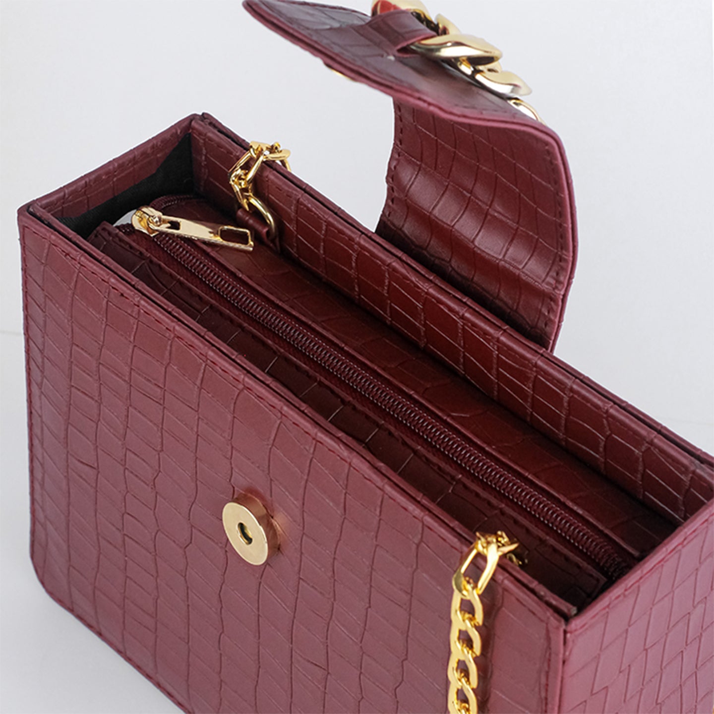 Modus Crossbody Bag Maroon